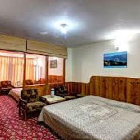 Hotel Marble Manāli Екстериор снимка