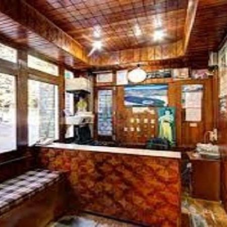 Hotel Marble Manāli Екстериор снимка
